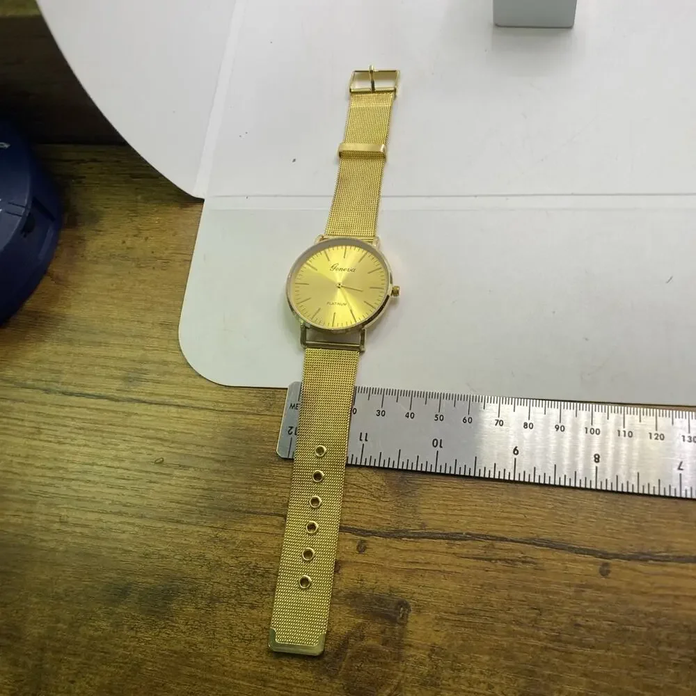 Geneva Womens Gold Tone Quartz Fashion Watch Works New Battery New!